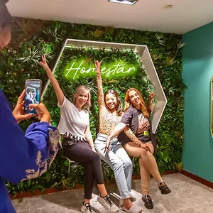 Homestar Deluxe Jbr Meditation & Wellness Auberge de jeunesse